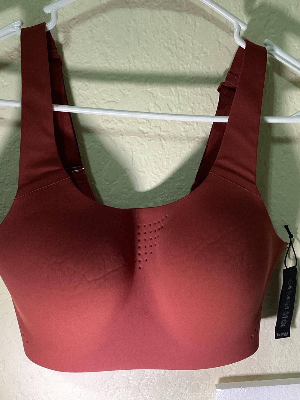 Victoria's Secret Seamless Sports Bra in Deep Burgundy
